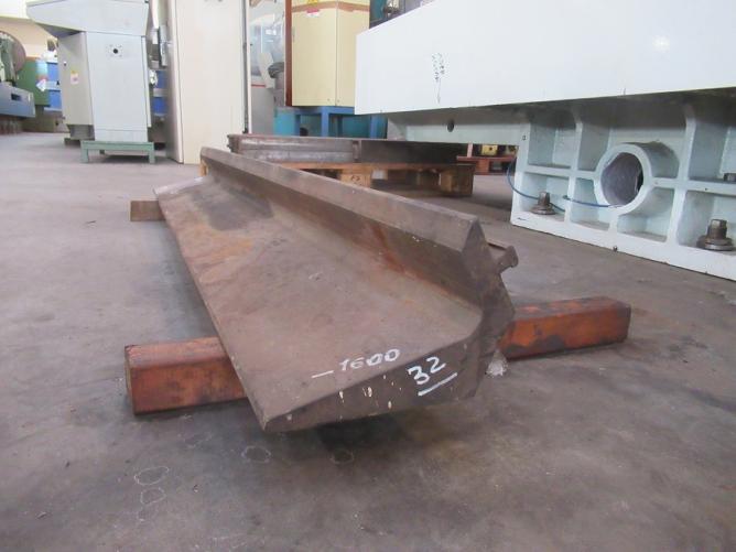 PRISMI E LAME PRESS BRAKE DIES